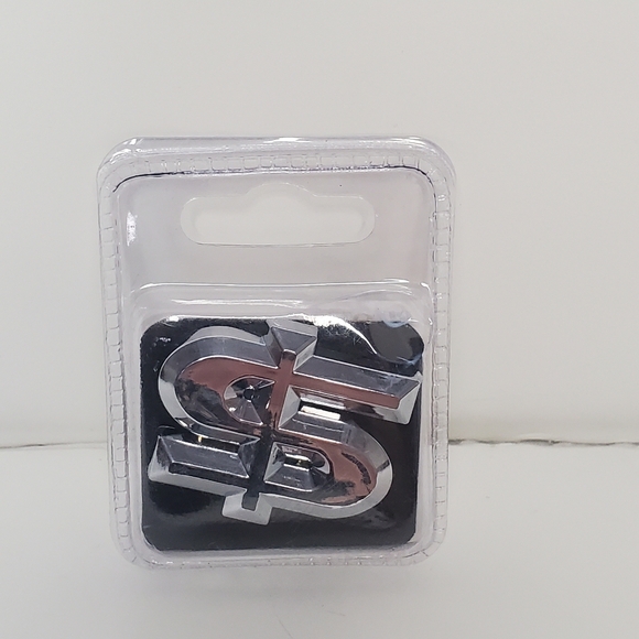 New Pilot “Dollar Symbol” Emblem Chrome IP-557S7Z - Picture 1 of 3